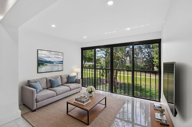 9272 Vista Del Lago 28f, Boca Raton, FL 33428