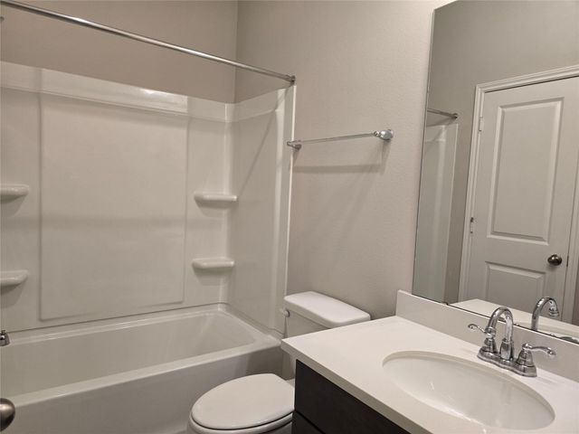 8711 Fox Trail Drive, Missouri City, TX 77459
