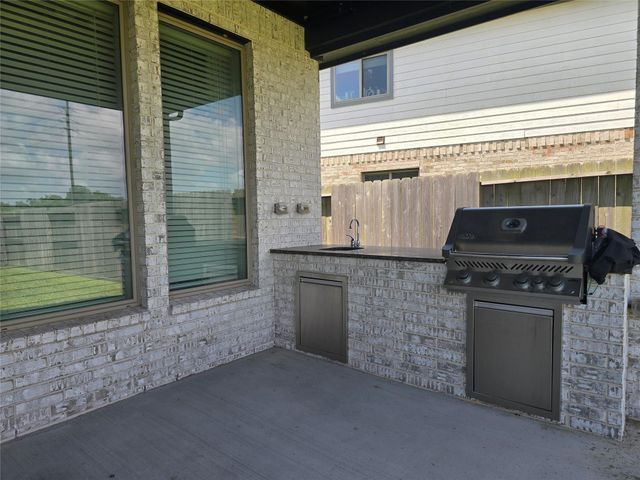 8711 Fox Trail Drive, Missouri City, TX 77459