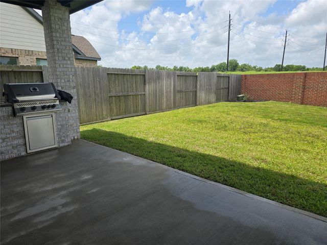 8711 Fox Trail Drive, Missouri City, TX 77459
