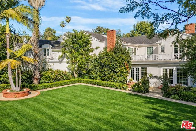 251 N Bristol Avenue, Los Angeles, CA 90049