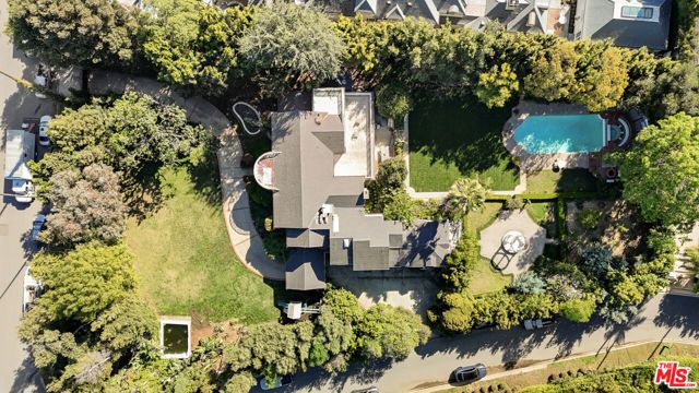 251 N Bristol Avenue, Los Angeles, CA 90049