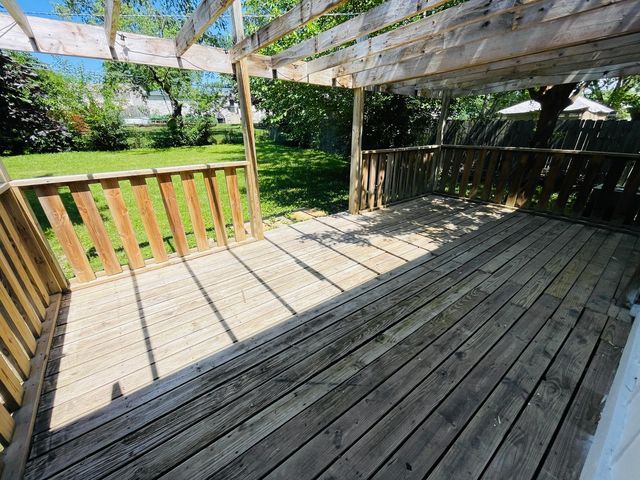 808 Sunset Circle, Streamwood, IL 60107