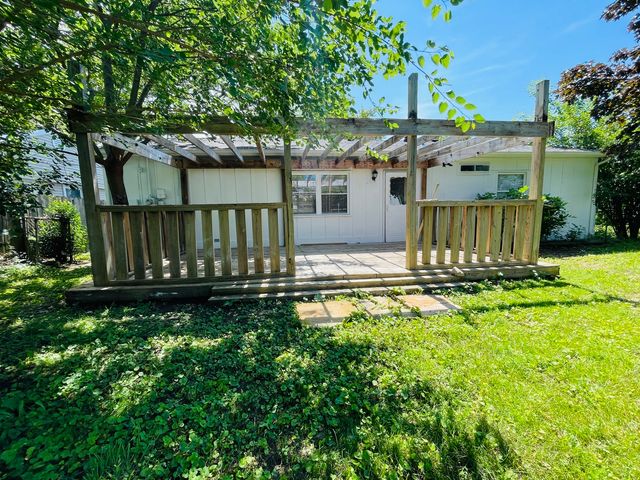 808 Sunset Circle, Streamwood, IL 60107
