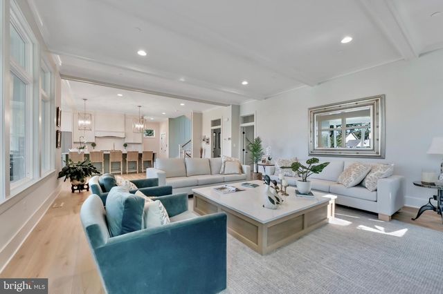 828-A SWIFT RD, Pasadena, MD 21122