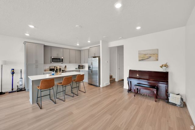 15531 S ALLIANCE LN, Bluffdale, UT 84065