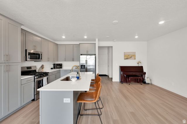 15531 S ALLIANCE LN, Bluffdale, UT 84065