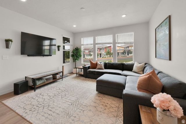 15531 S ALLIANCE LN, Bluffdale, UT 84065