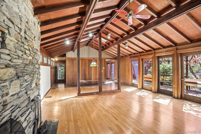 59 Shad Road W, Pound Ridge, NY 10576