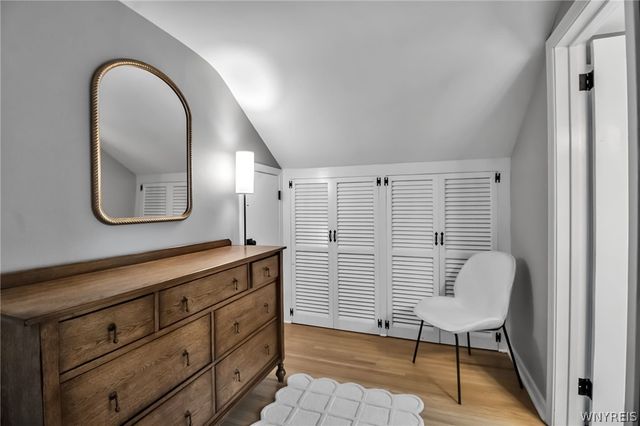 100 North Cayuga Road, Amherst, NY 14221