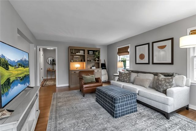 100 North Cayuga Road, Amherst, NY 14221