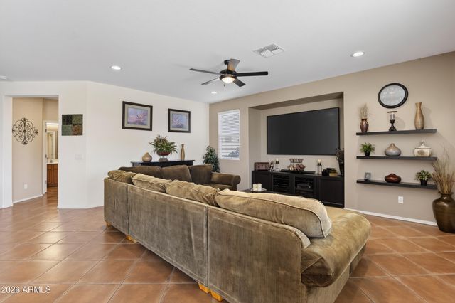 21969 W ANTELOPE Trail, Buckeye, AZ 85326