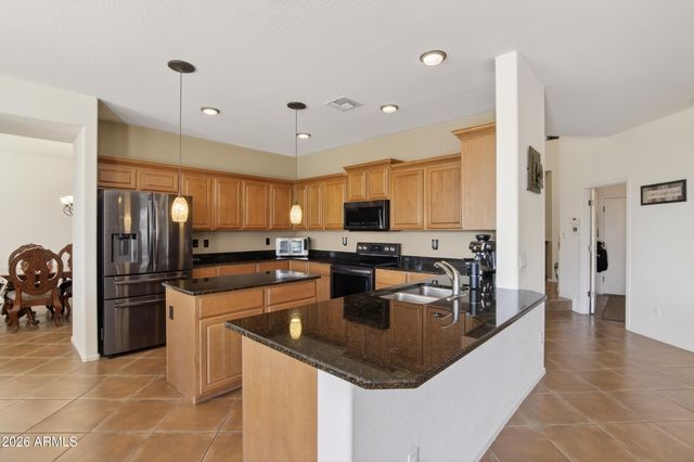 21969 W ANTELOPE Trail, Buckeye, AZ 85326