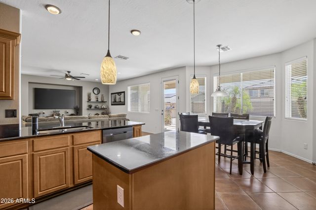 21969 W ANTELOPE Trail, Buckeye, AZ 85326