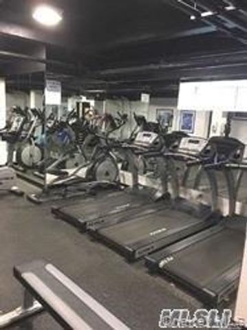 2345 Bell Boulevard 3F, Bayside, NY 11360