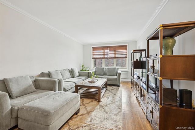 2345 Bell Boulevard 3F, Bayside, NY 11360