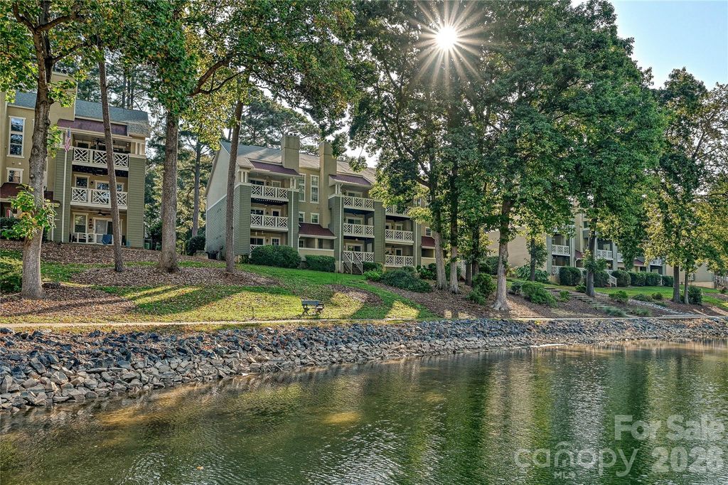 19901 Henderson Road C, Cornelius, NC 28031