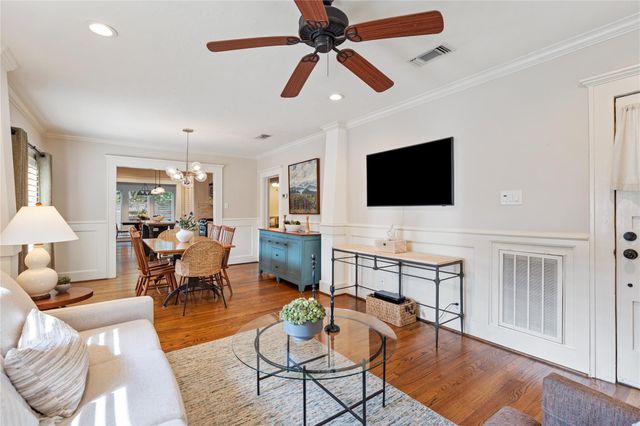 815 W Melwood Street, Houston, TX 77009