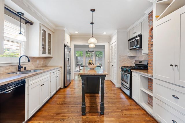 815 W Melwood Street, Houston, TX 77009