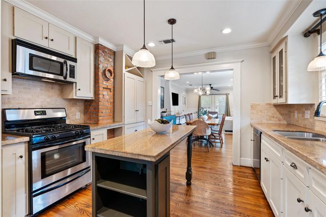 815 W Melwood Street, Houston, TX 77009