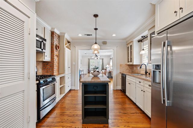 815 W Melwood Street, Houston, TX 77009