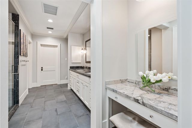 815 W Melwood Street, Houston, TX 77009