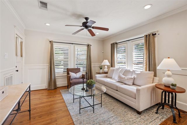 815 W Melwood Street, Houston, TX 77009