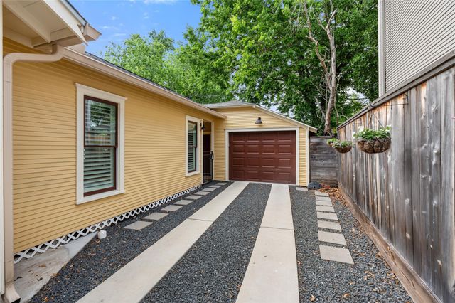 815 W Melwood Street, Houston, TX 77009