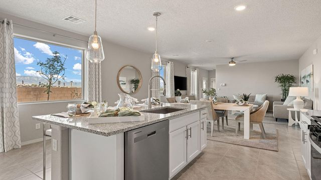 2637 Eglisfield Loop NE, Rio Rancho, NM 87144