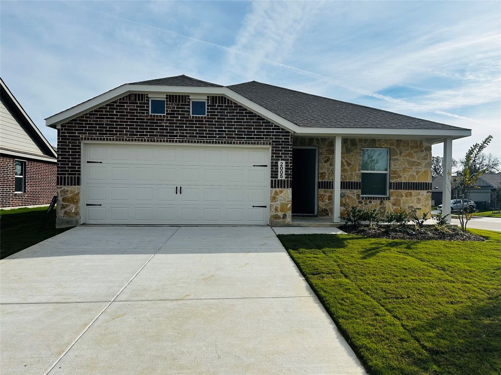 2005 Derby Lane, Aubrey, TX 76227