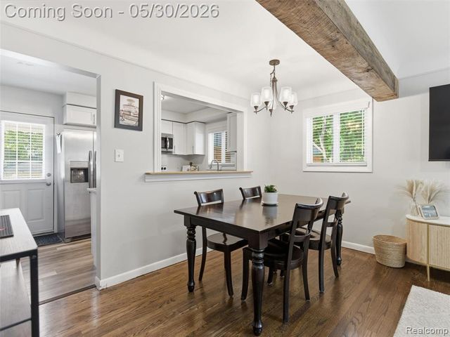 6053 Van Syckle Avenue, Waterford, MI 48329