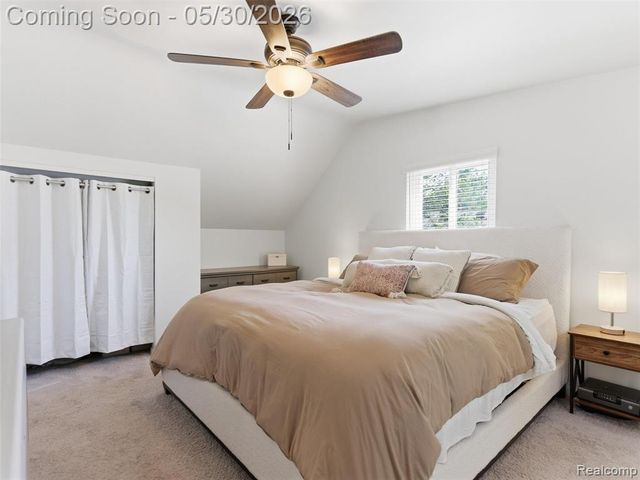 6053 Van Syckle Avenue, Waterford, MI 48329