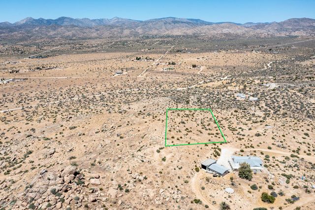 53102 Geronimo Trail, Pioneertown, CA 92268