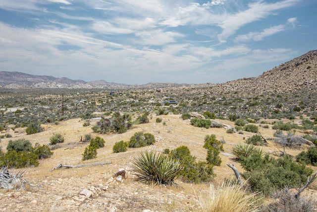 53102 Geronimo Trail, Pioneertown, CA 92268