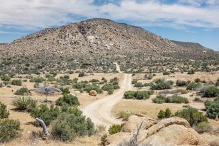 53102 Geronimo Trail, Pioneertown, CA 92268