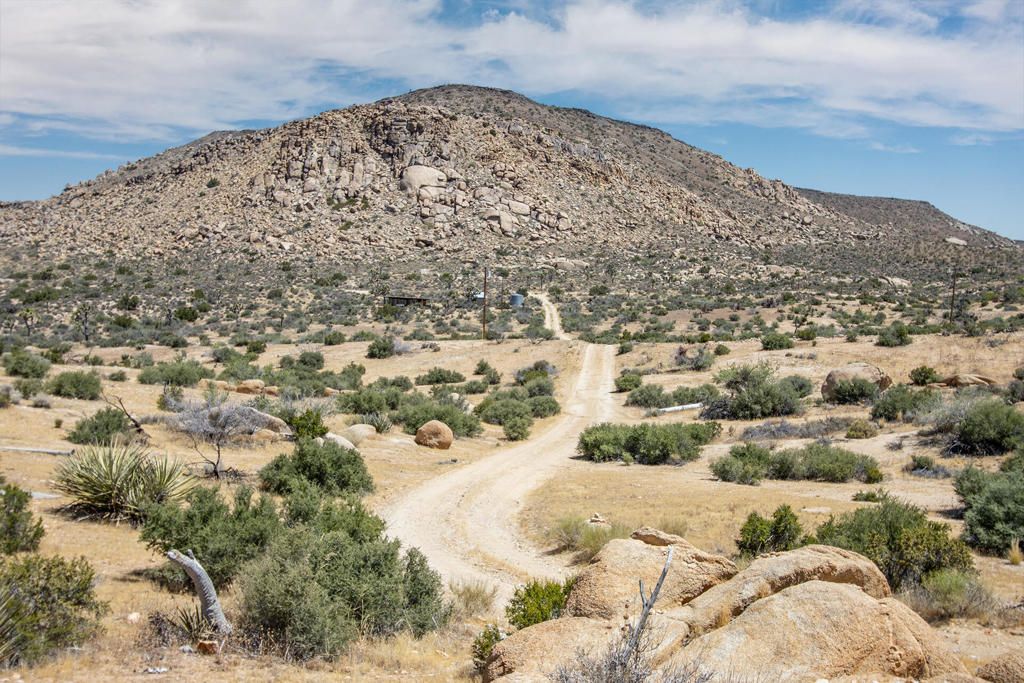 53102 Geronimo Trail, Pioneertown, CA 92268
