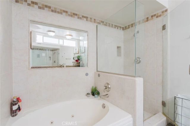 13220 Valleyheart Drive 202, Studio City, CA 91604