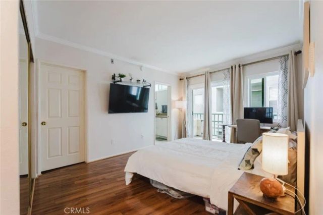 13220 Valleyheart Drive 202, Studio City, CA 91604