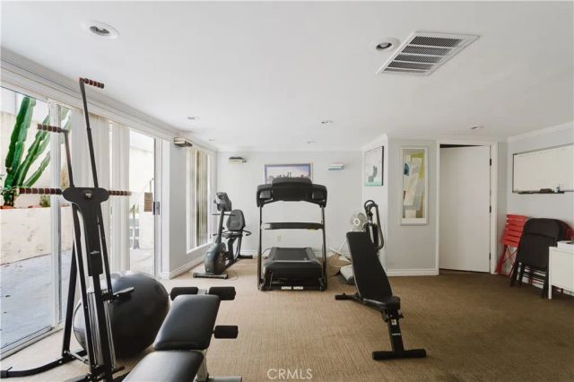 13220 Valleyheart Drive 202, Studio City, CA 91604