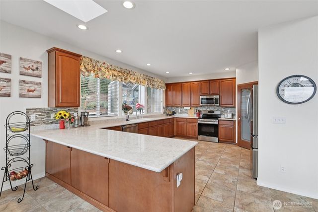 14 Zermatt Court, Camano Island, WA 98282