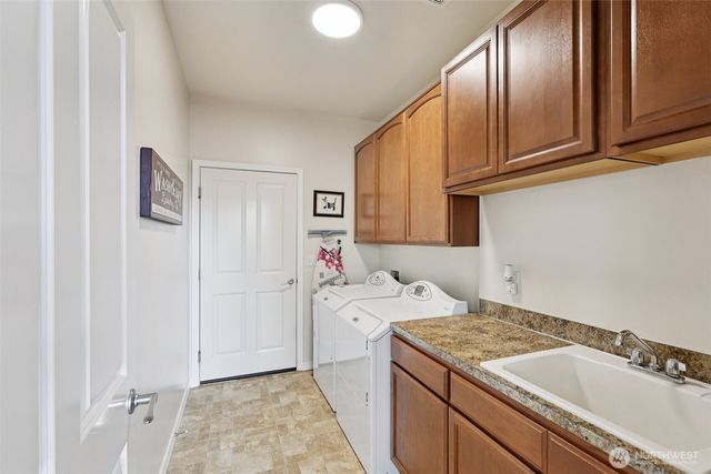 14 Zermatt Court, Camano Island, WA 98282