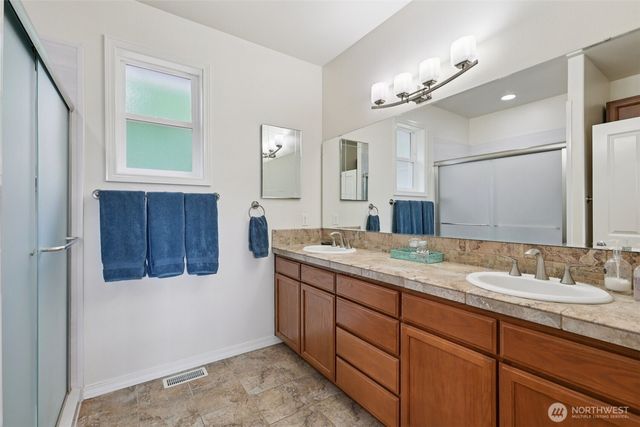 14 Zermatt Court, Camano Island, WA 98282