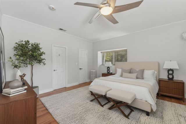 9475 SW 70th St, Miami, FL 33173