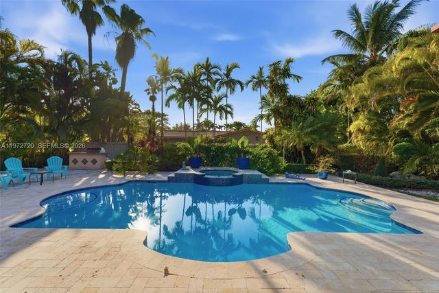 9475 SW 70th St, Miami, FL 33173