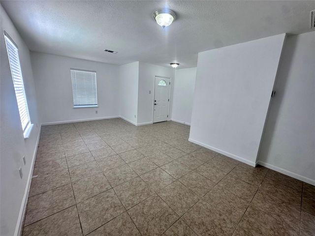 6206 Iron Rock Street, Houston, TX 77087