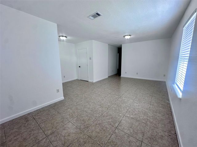6206 Iron Rock Street, Houston, TX 77087