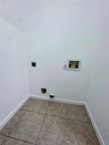 6206 Iron Rock Street, Houston, TX 77087
