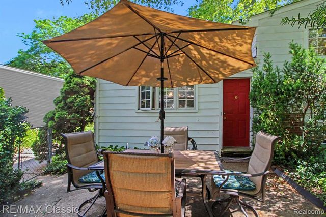 350 Burroughs Street, Plymouth, MI 48170