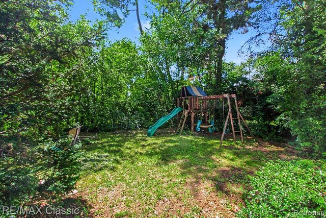 350 Burroughs Street, Plymouth, MI 48170