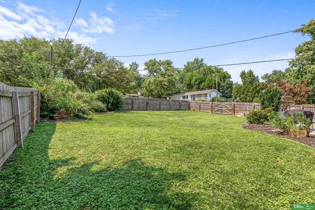 9187 Boyd Street, Omaha, NE 68134